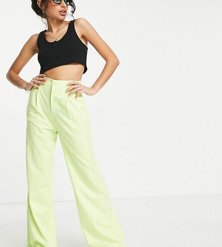 Petite - Pantaloni sartoriali verdi - Bershka - Modalova