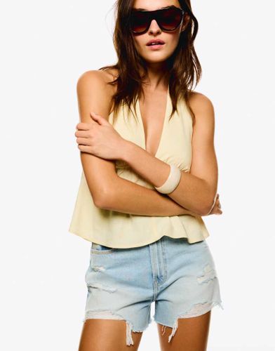 Short en jean déchiré - moyen - Bershka - Modalova