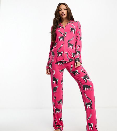 Esclusiva - Pigiama in jersey acceso con stampa di lemuri composto da pantaloni e top con bottoni - Chelsea Peers Tall - Modalova