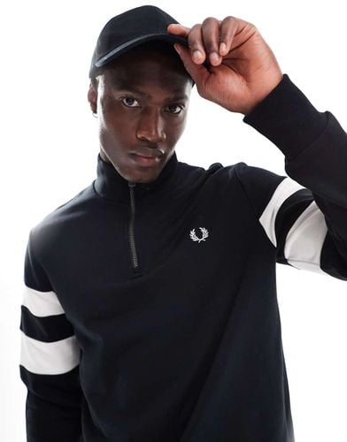 Felpa nera con profili a contrasto e zip corta - Fred Perry - Modalova