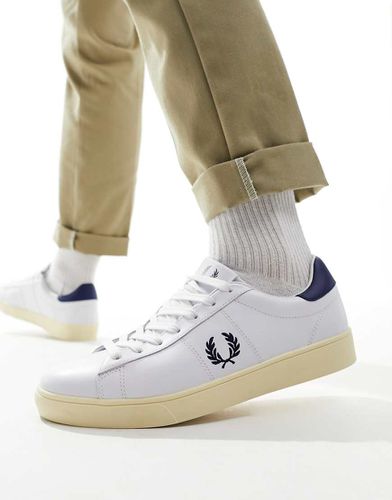 Spencer - Sneakers sporco e blu reale in pelle - Fred Perry - Modalova