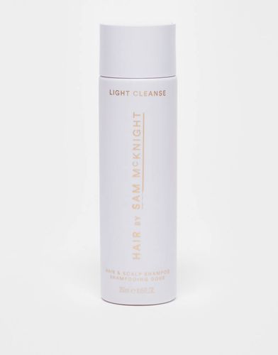 Light Cleanse - Shampoo per la detersione di capelli e cuoio capelluto da 250 ml - Hair By Sam McKnight - Modalova