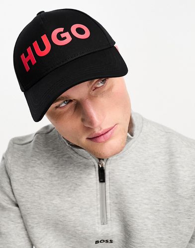 HUGO - 582 - Cappellino con visiera nero con logo grande - Hugo Red - Modalova