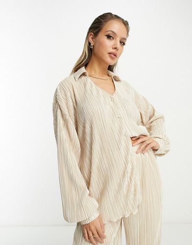 Camicia oversize plissé color crema in coordinato - In The Style - Modalova