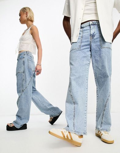 Jeans unisex a fondo ampio e vita alta azzurri con cucitura intrecciata - IIQUAL - Modalova