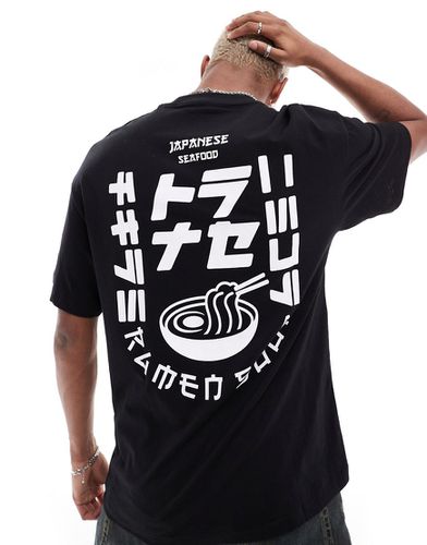T-shirt oversize nera con stampa di ramen sul retro - Jack & Jones - Modalova