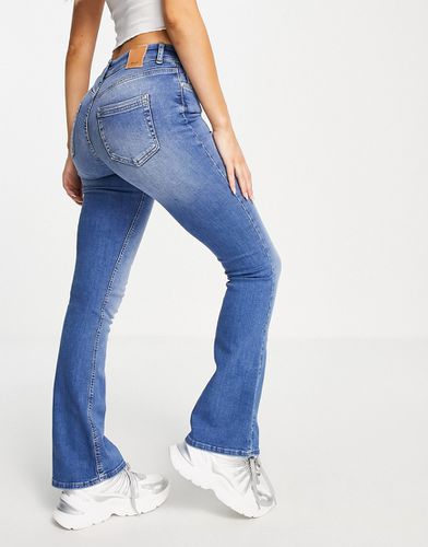 Blush - Jeans a zampa a vita medio alta medio - ONLY - Modalova