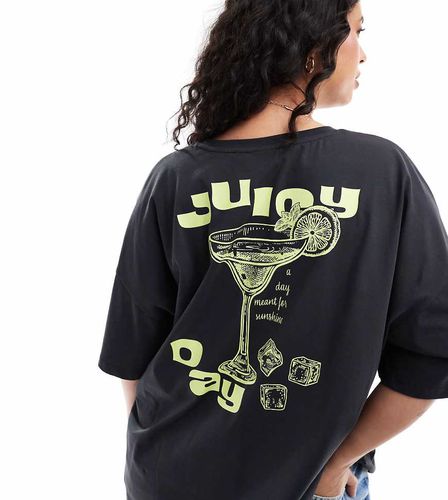 T-shirt oversize slavato con grafica di cocktail - Only Curve - Modalova