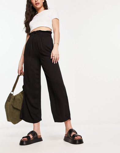 Pantaloni culotte neri con vita arricciata - ONLY - Modalova