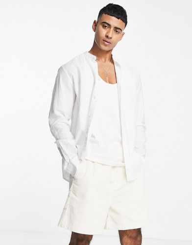 Camicia con collo serafino bianca in misto lino - ONLY & SONS - Modalova