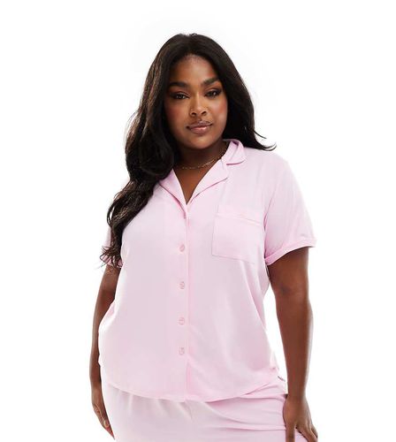 Curve - Pigiama in jersey rosa con camicia a maniche corte e pantaloncini - Loungeable - Modalova