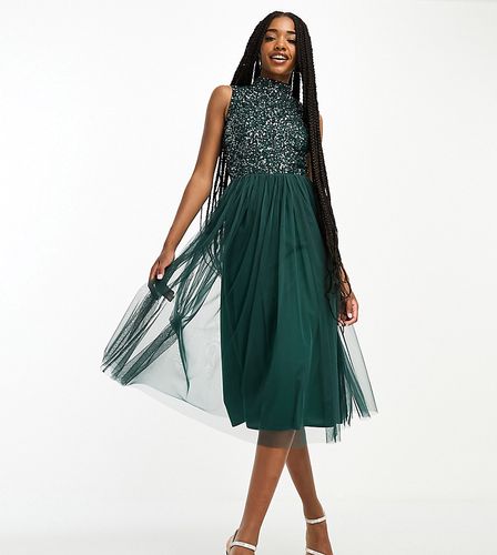 Vestito midi da damigella accollato con delicate paillettes color smeraldo - Maya Tall - Modalova
