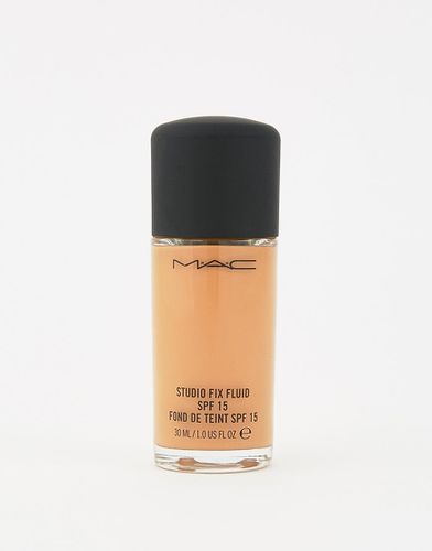 Studio Fix - Fondotinta fluido SPF 15 - MAC - Modalova