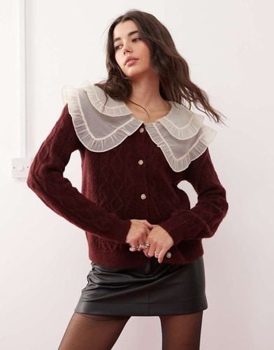 Cardigan in maglia color vino a trecce con colletto a contrasto - Miss Selfridge - Modalova