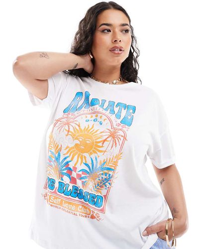 T-shirt bianca con scritta "Radiate" - Noisy May Curve - Modalova