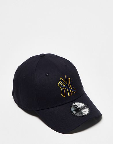 Forty NY - Cappellino unisex nero con logo a contrasto - New Era - Modalova
