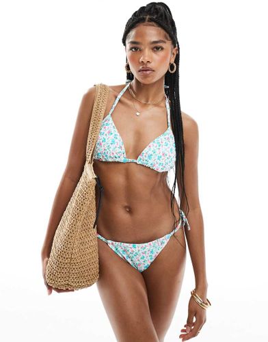 Haut de bikini triangle à imprimé petites fleurs - Bleu et rose - New Look - Modalova