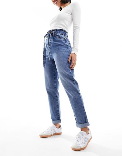 Jeans a vita alta dritti con cintura medio - New Look - Modalova