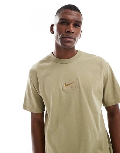 T-shirt color oliva con toppa centrale con logo - Nike - Modalova