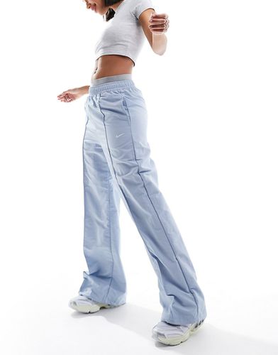 Trend - Pantaloni ampi azzurri stile paracadutista - Nike - Modalova