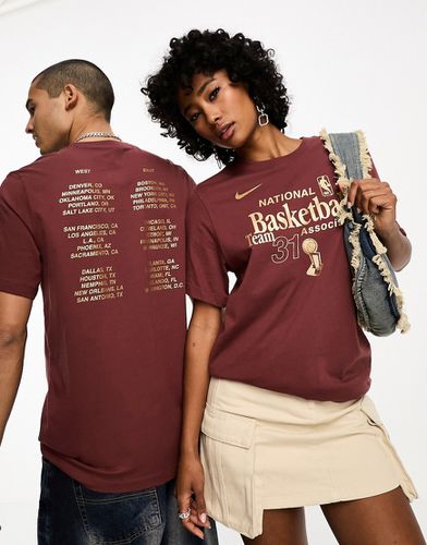NBA Team 31 - T-shirt marrone con stampa grafica sul retro - Nike Basketball - Modalova