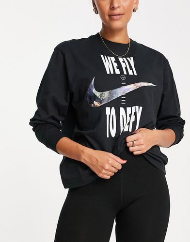 Swoosh Fly Seasonal - T-shirt nera con stampa grafica - Nike Basketball - Modalova