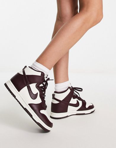 Dunk High - Sneakers bianche e bordeaux - Nike - Modalova