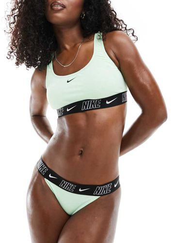 Fusion - Top bikini con dorso a vogatore e fettuccia con logo color vapore - Nike Swimming - Modalova