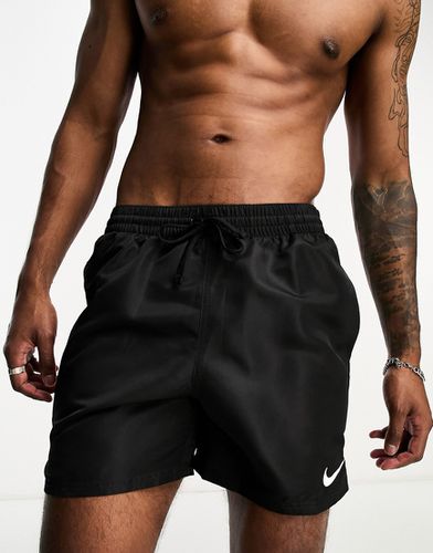 Icon Volley - Pantaloncini da bagno da 5 pollici in raso neri con fettuccia - Nike Swimming - Modalova