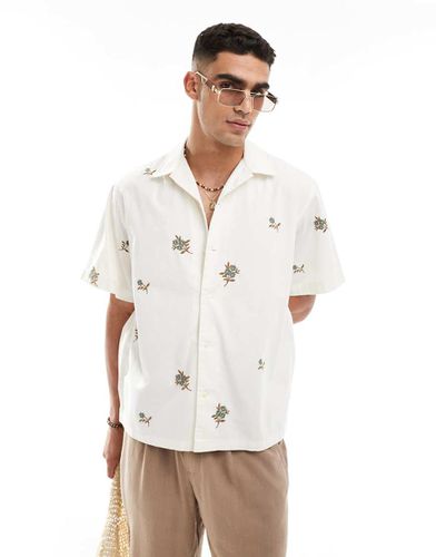 Camicia con collo a rever color crema con fiori applicati - Selected Homme - Modalova