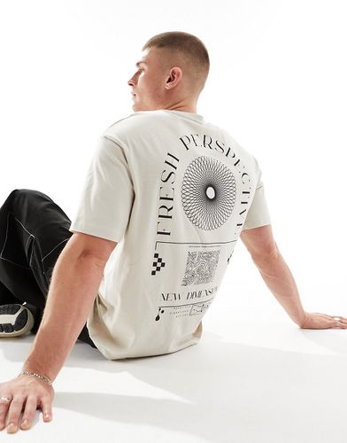 T-shirt oversize beige con stampa "Perspective" sul retro - Selected Homme - Modalova