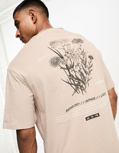 T-shirt oversize marrone slavato con stampa di fiori sul retro - Selected Homme - Modalova