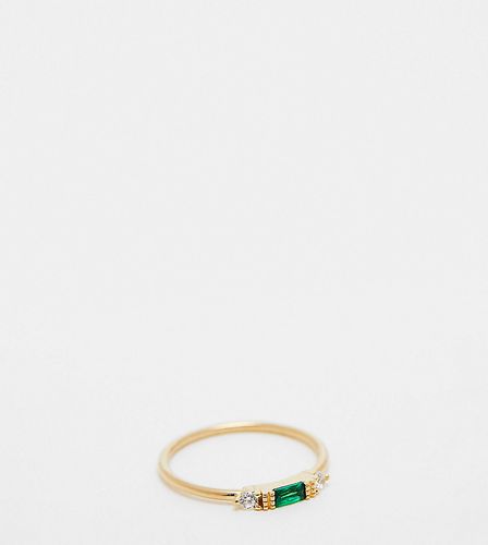Anello placcato in 18 ct con zirconia cubica e pietra color smeraldo - Seol + Gold - Modalova
