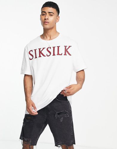 Silksilk - T-shirt oversize bianca con logo rosso in strass - SikSilk - Modalova