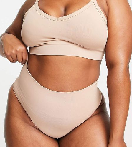 Curve - Perizoma senza cuciture modellante beige - Spanx - Modalova