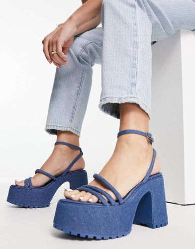 Sandali con tacco largo e plateau con listini in denim - Stradivarius - Modalova