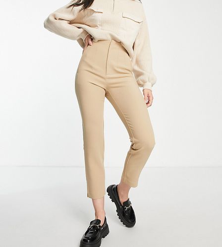 Tall - Pantaloni sartoriali a sigaretta beige - Stradivarius - Modalova