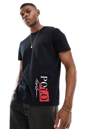 T-shirt da casa nera con logo con scritta sul lato - Polo Ralph Lauren - Modalova