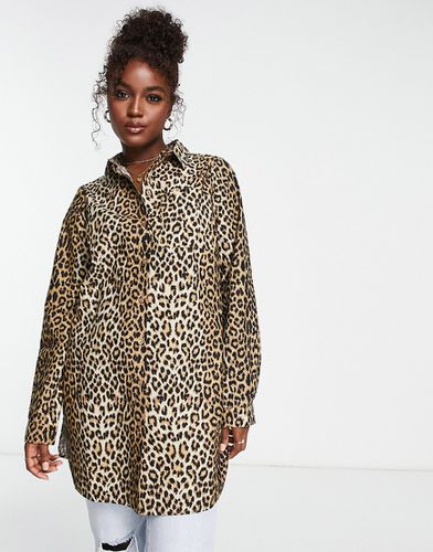 Camicia lunga con stampa leopardata - Pieces - Modalova