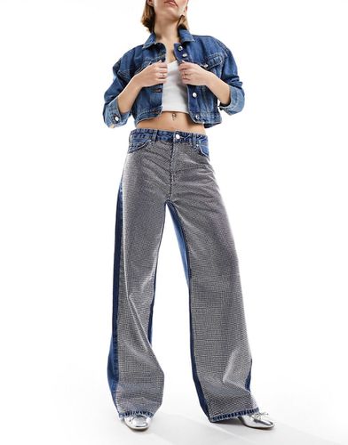 Jeans con fondo ampio e strass - Pull & Bear - Modalova