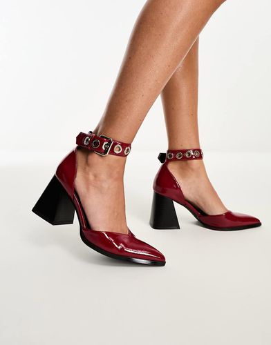 Zylee - Scarpe con tacco bordeaux effetto stropicciato e dettagli in metallo - Raid - Modalova