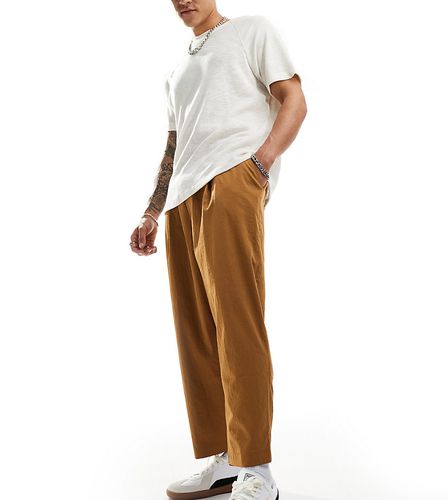 Pantaloni cropped comodi a fondo ampio marroni - Reclaimed Vintage - Modalova