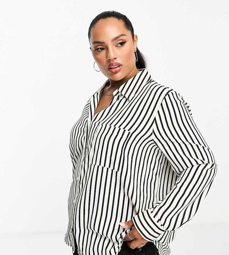 Camicia nera a righe in raso - River Island Plus - Modalova