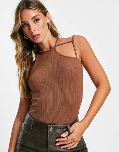 Top con taglio asimmetrico e fascette - River Island - Modalova