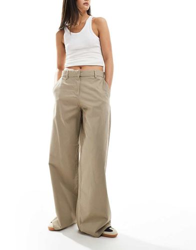 Sand - Pantaloni beige oversize ampi - Weekday - Modalova