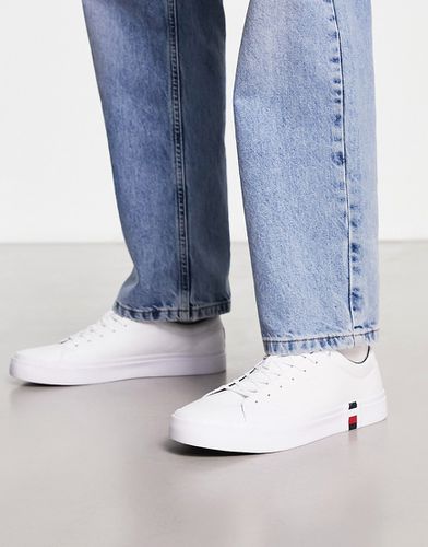 Modern Vulc - Sneakers in pelle bianche con logo a bandiera - Tommy Hilfiger - Modalova