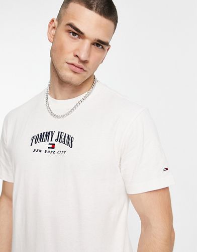 T-shirt sporco in cotone con logo piccolo stile college vestibilità classica - Tommy Jeans - Modalova