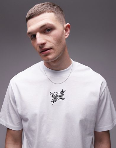 T-shirt super oversize bianca con ricamo di cuore e scritta stile tatuaggio - Topman - Modalova