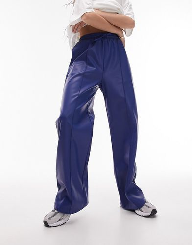 Pantaloni dritti color cobalto stile joggers in pelle sintetica - Topshop - Modalova