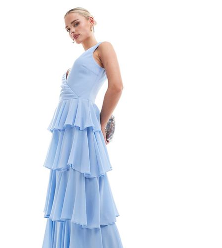 TFNC Bridesmaids Petite - Vestito lungo da damigella in chiffon a balze polvere - TFNC Petite - Modalova